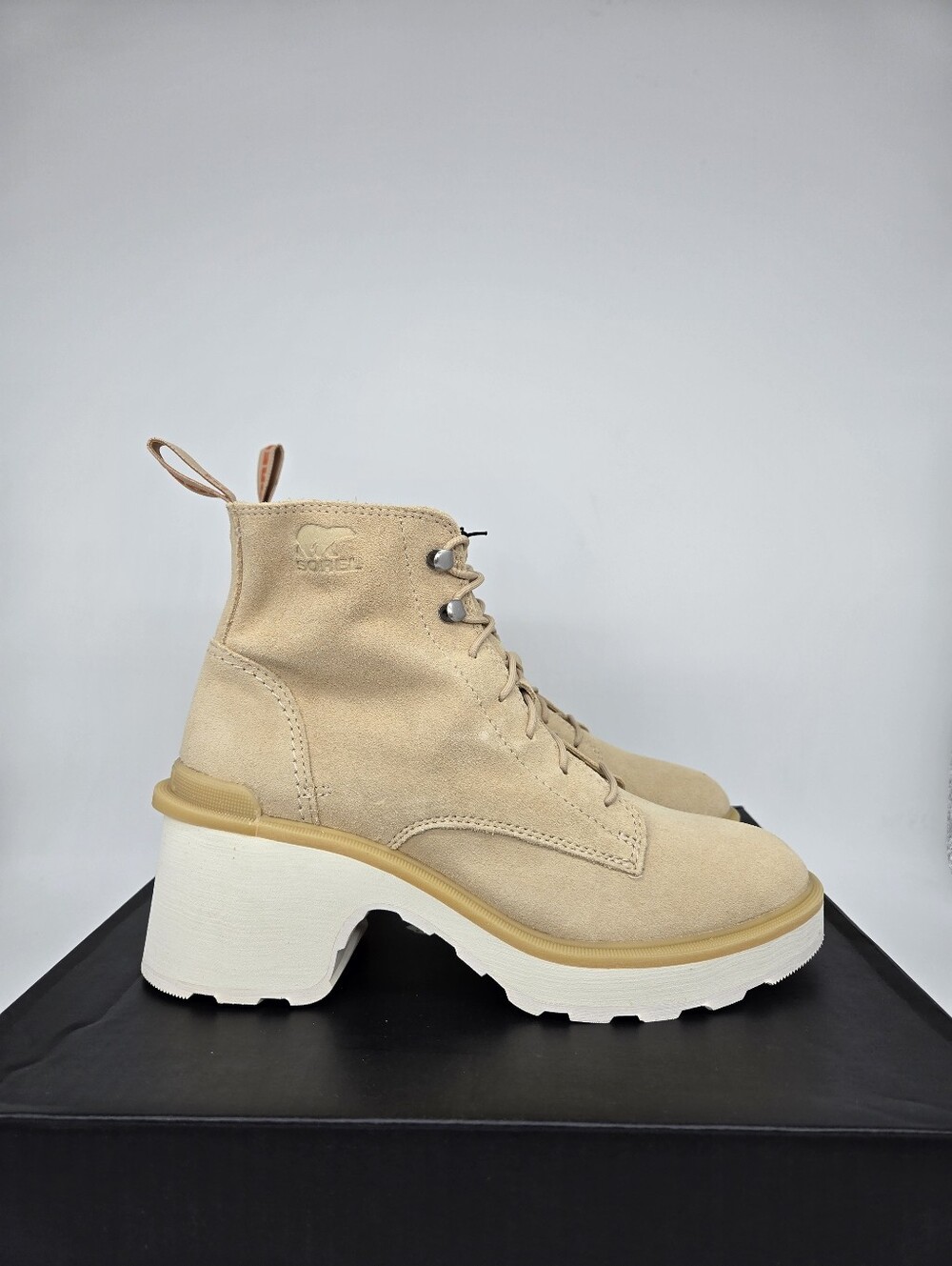 Sorel Women's Hi-Line Waterproof Lace-Up Boot Shoes Size 9 - Picture 3 of 8